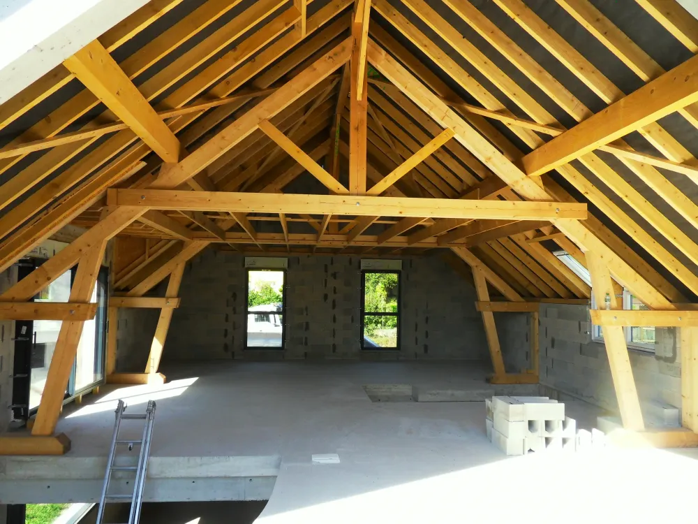 CHARPENTE TRADITIONEL  SUR FERME - Obrecht à Plancher-Bas